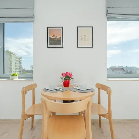 Comfortable Studio Dyrekcyjna By Renters شقة