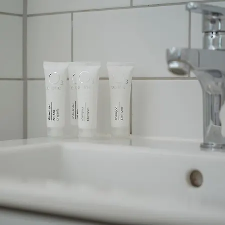 Comfortable Studio Dyrekcyjna By Renters شقة فروتسواف