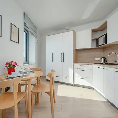 شقة Comfortable Studio Dyrekcyjna By Renters